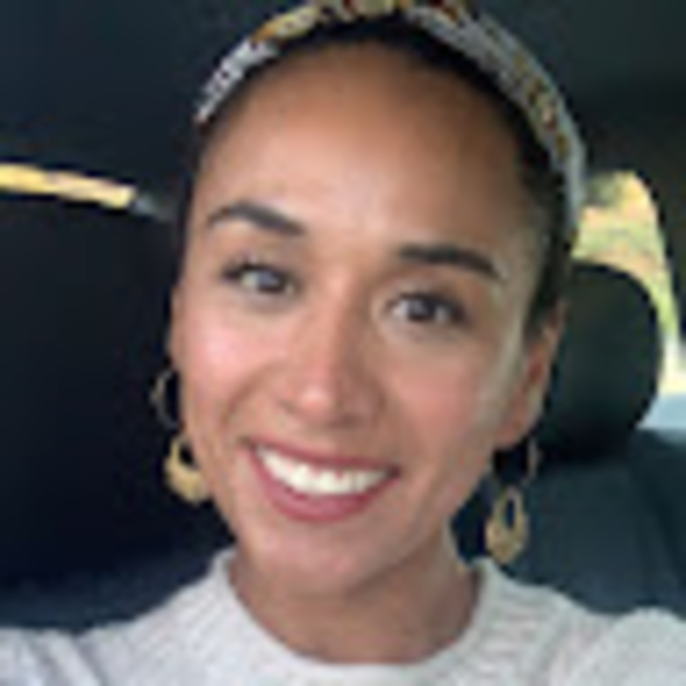 Meet your Posher, Manuela
